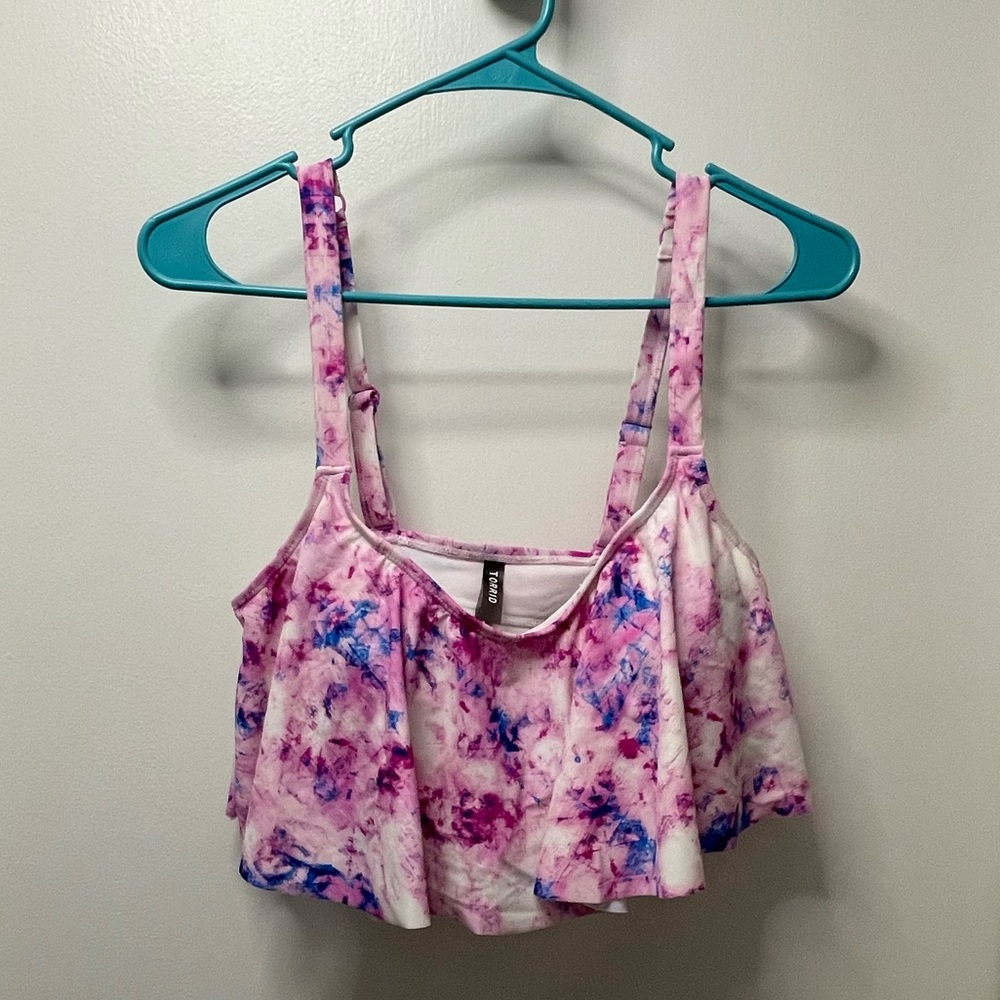 EUC Torrid Multicolor Wireless Flounce Bikini Top